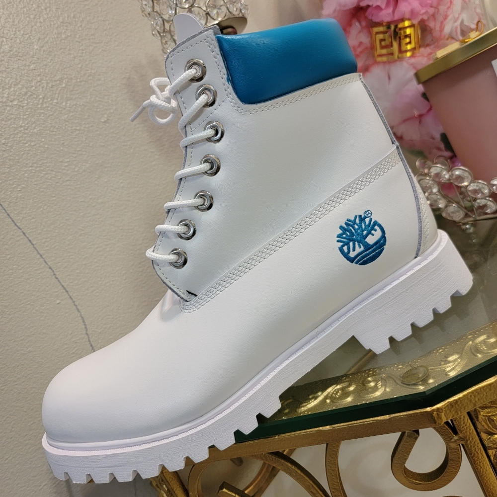Bleu Turquoise Timberland boots